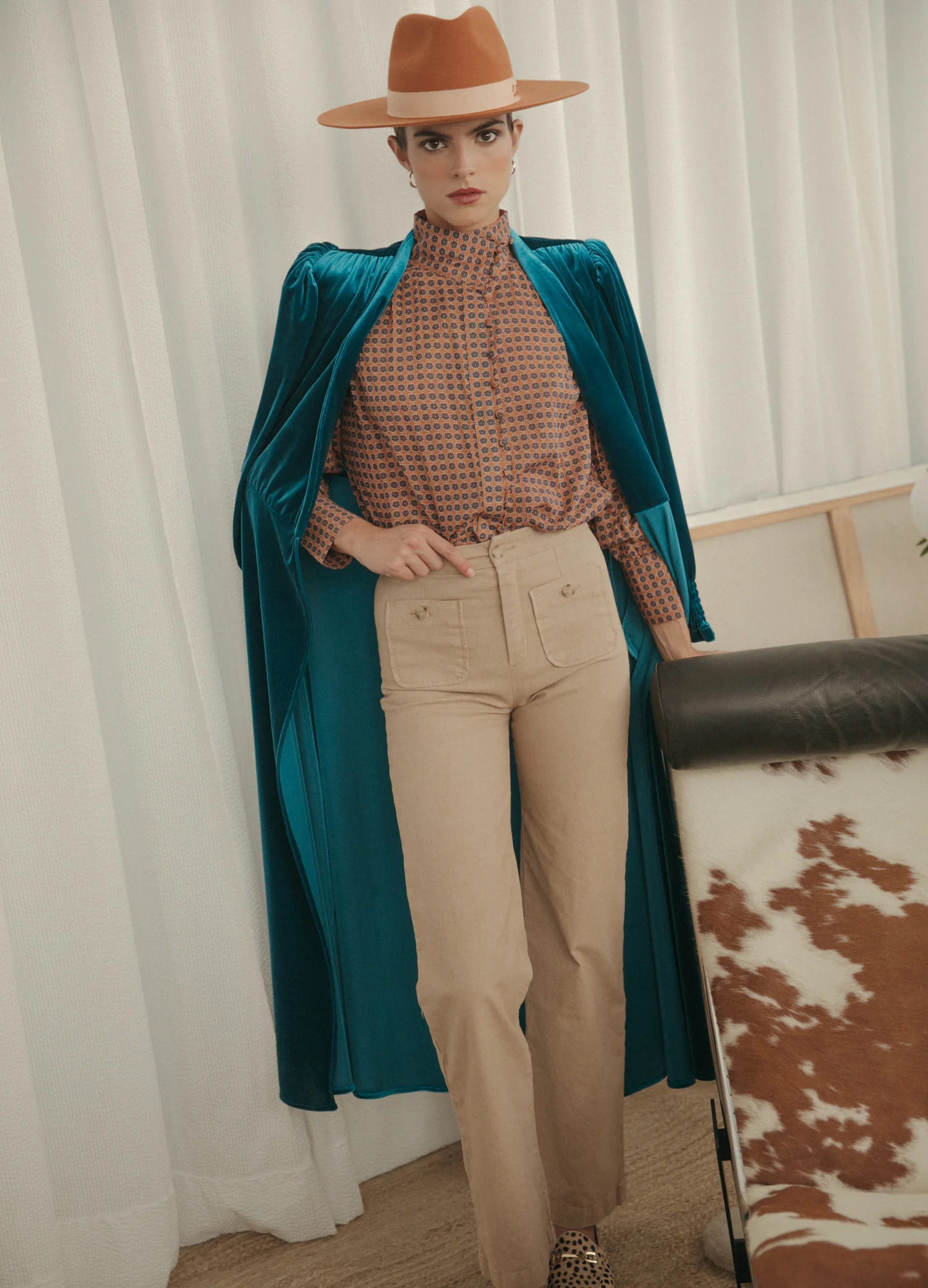 Abrigo Manila Velvet - Image 4