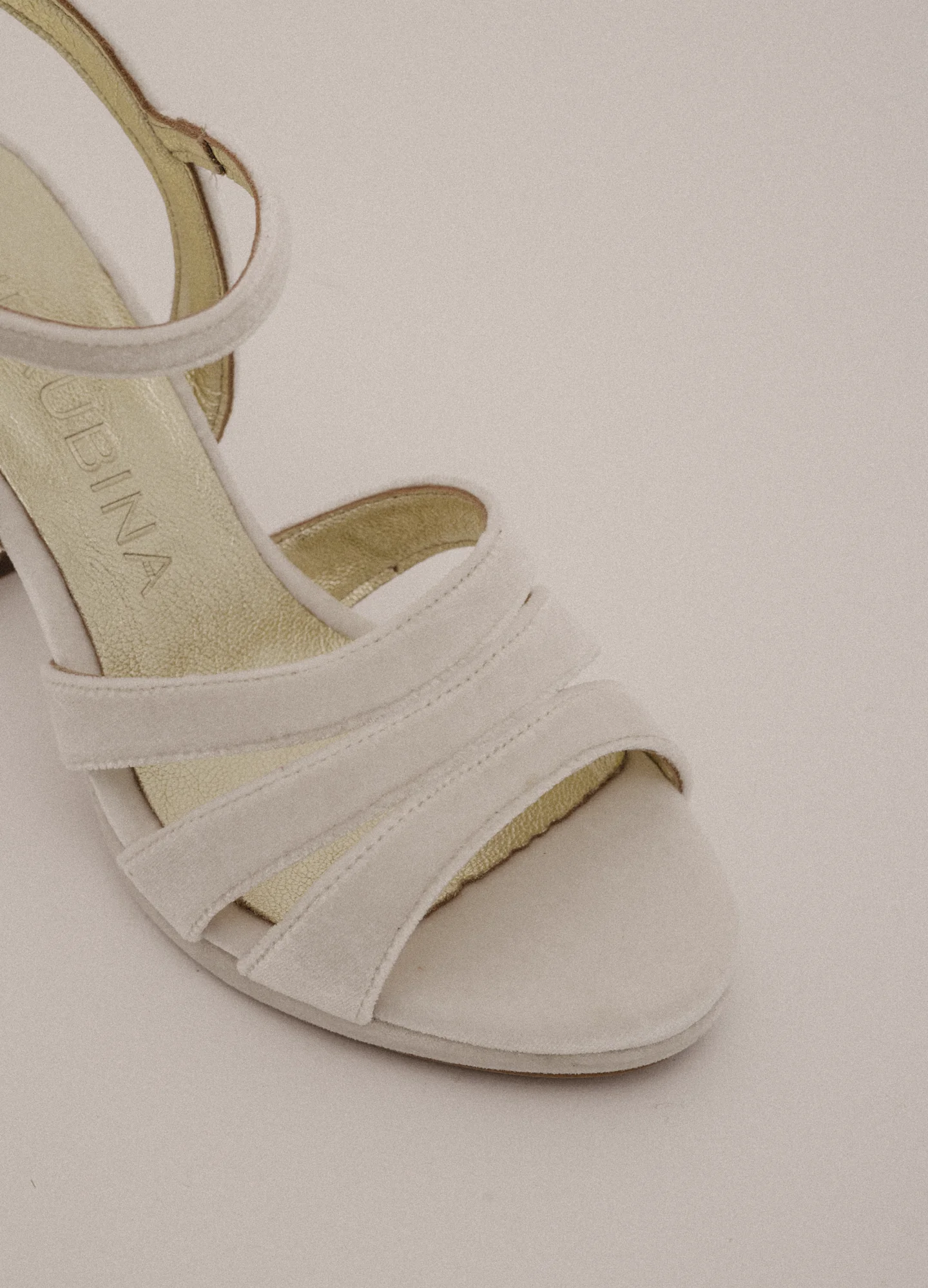 Sandalia de terciopelo Baltimore White - Image 3