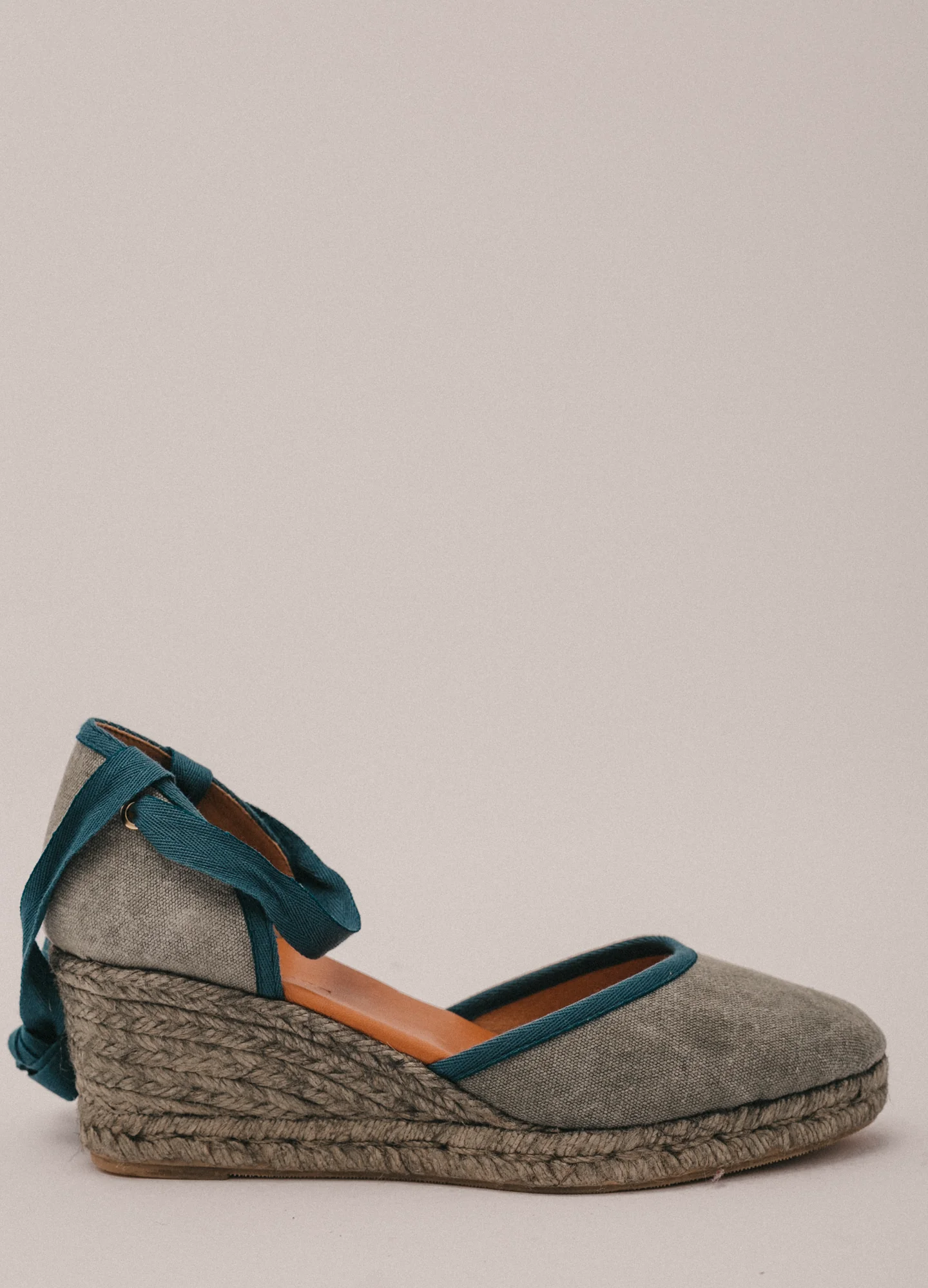 Mr. Velous | Cuña de Esparto Paloma Khaki