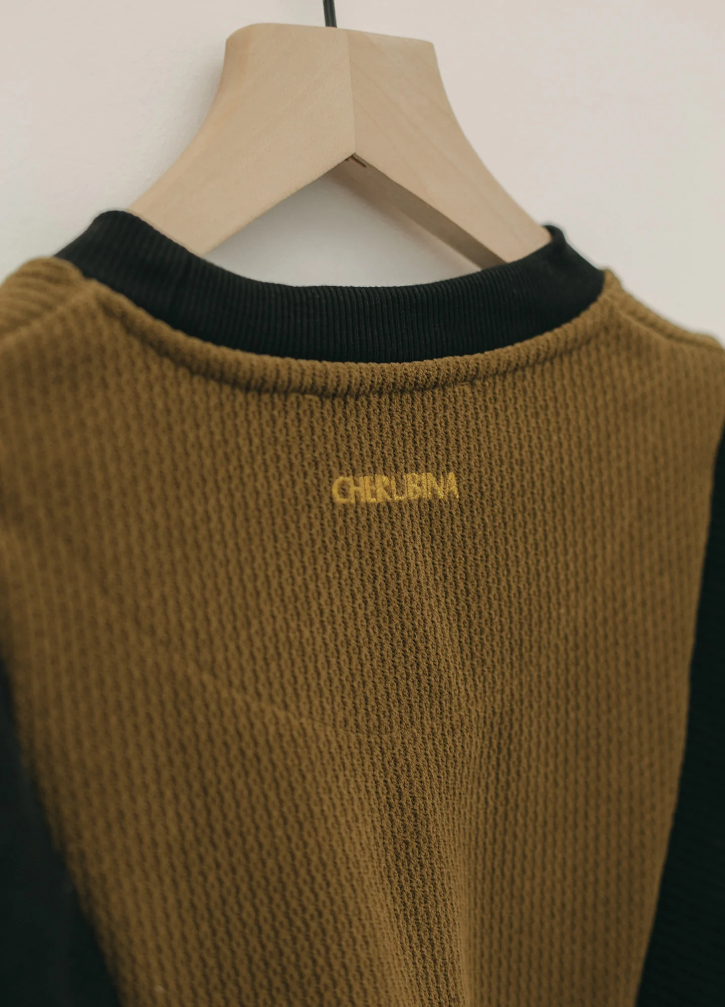 Sudadera Lauryn - Image 8